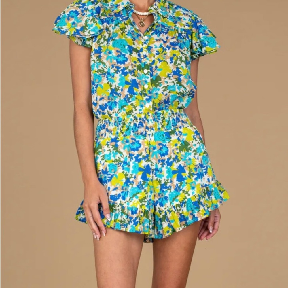 BNWT Olivia James the Label Chandler Short in Hidden Paradise Size XS